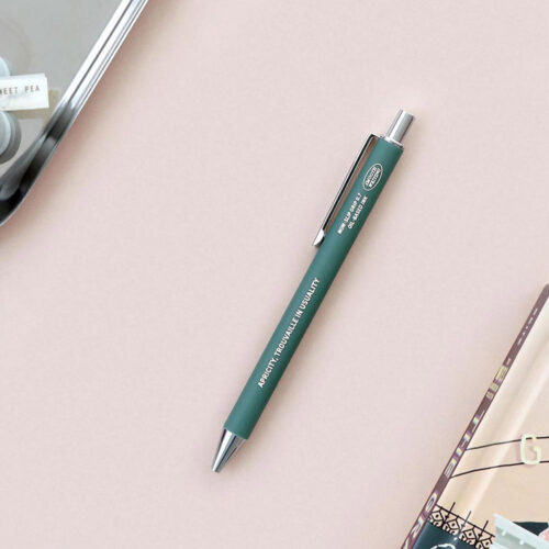 Non-Slip-Smooth-BALLPOINT-Pen-07-Verde-01 Iconic – Esferográfica Non-Slip Smooth 0,7 mm – Verde