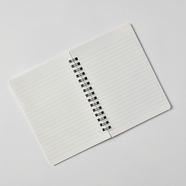apica-a6-momo-04 Apica – Caderno de Argolas CD Twin Ring A6 – Pêssego (Momo)